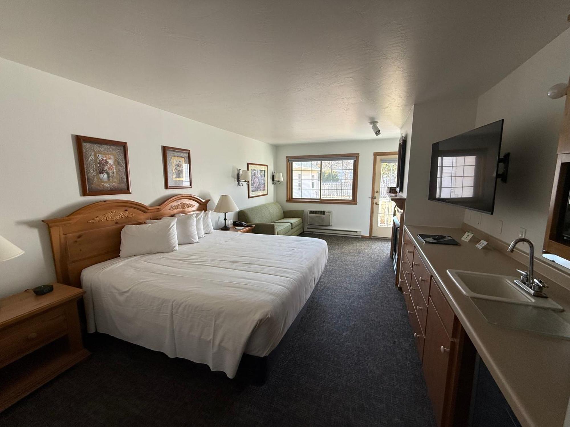 Homestead - 4* Fish Creek